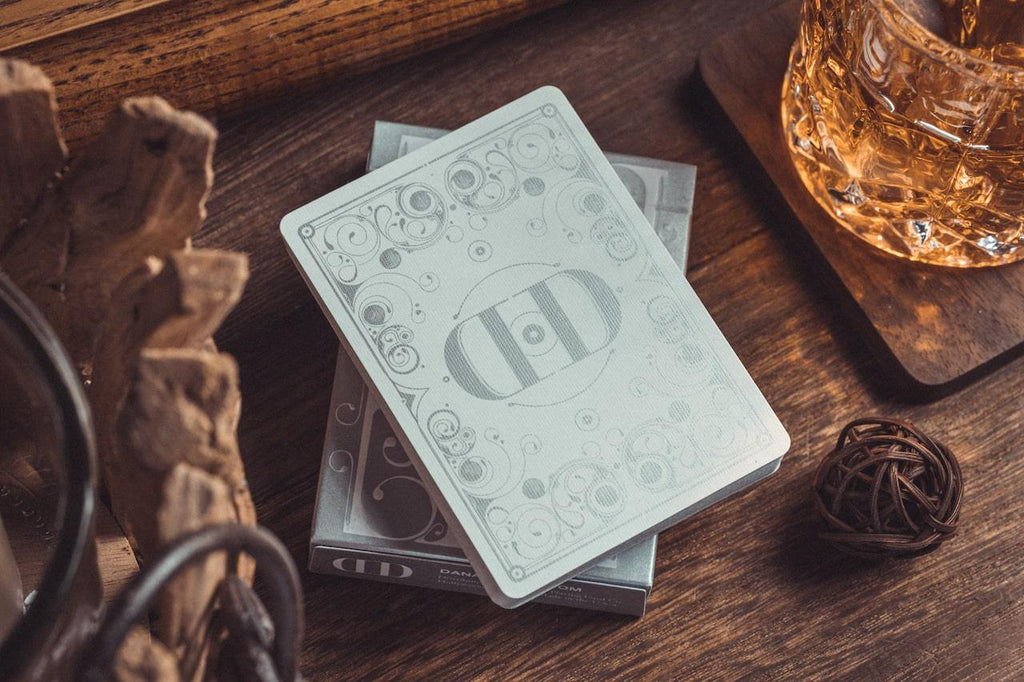 Smoke & Mirrors v8 Playing Cards - Silver - Card Mafia